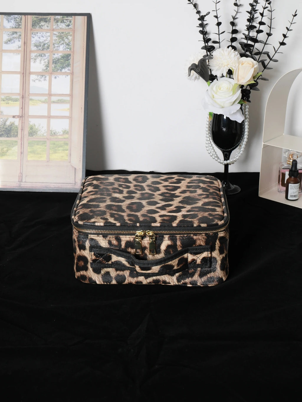 Glossierie Beauty Case